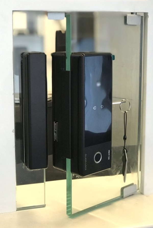 Beluni Bioglass 473 instalada em escritório